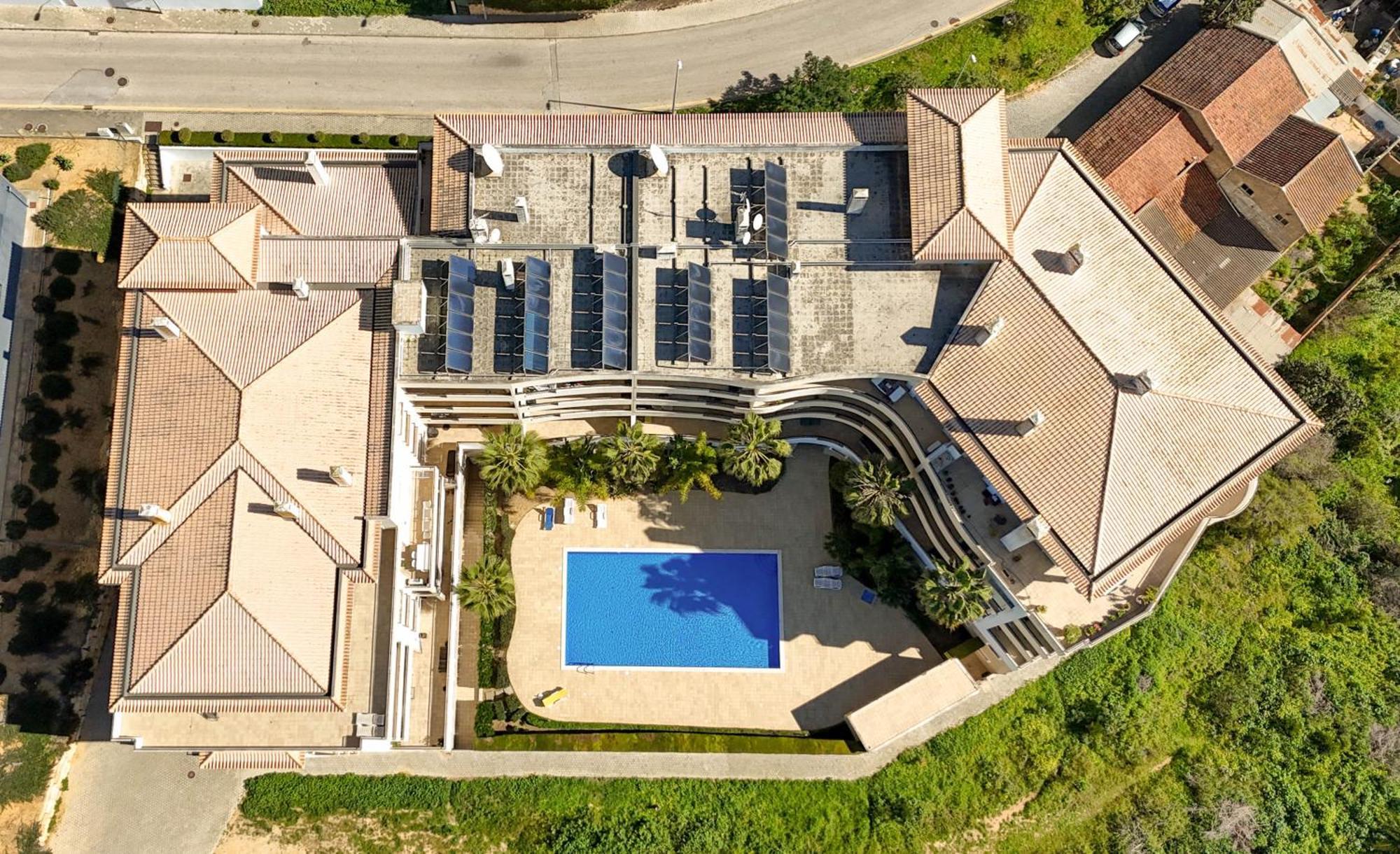 Apartamento Spacious With Huge Terrace And Swimming Pool *